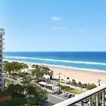 Beach Side Apartment Managed By Gold Coast Premium